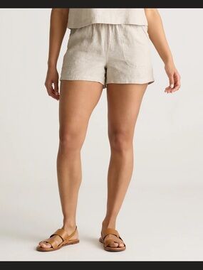 Quince Linen Shorts in Sand Color